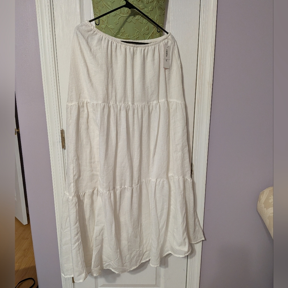 NWT JustFab White Maxi Tiered Skirt